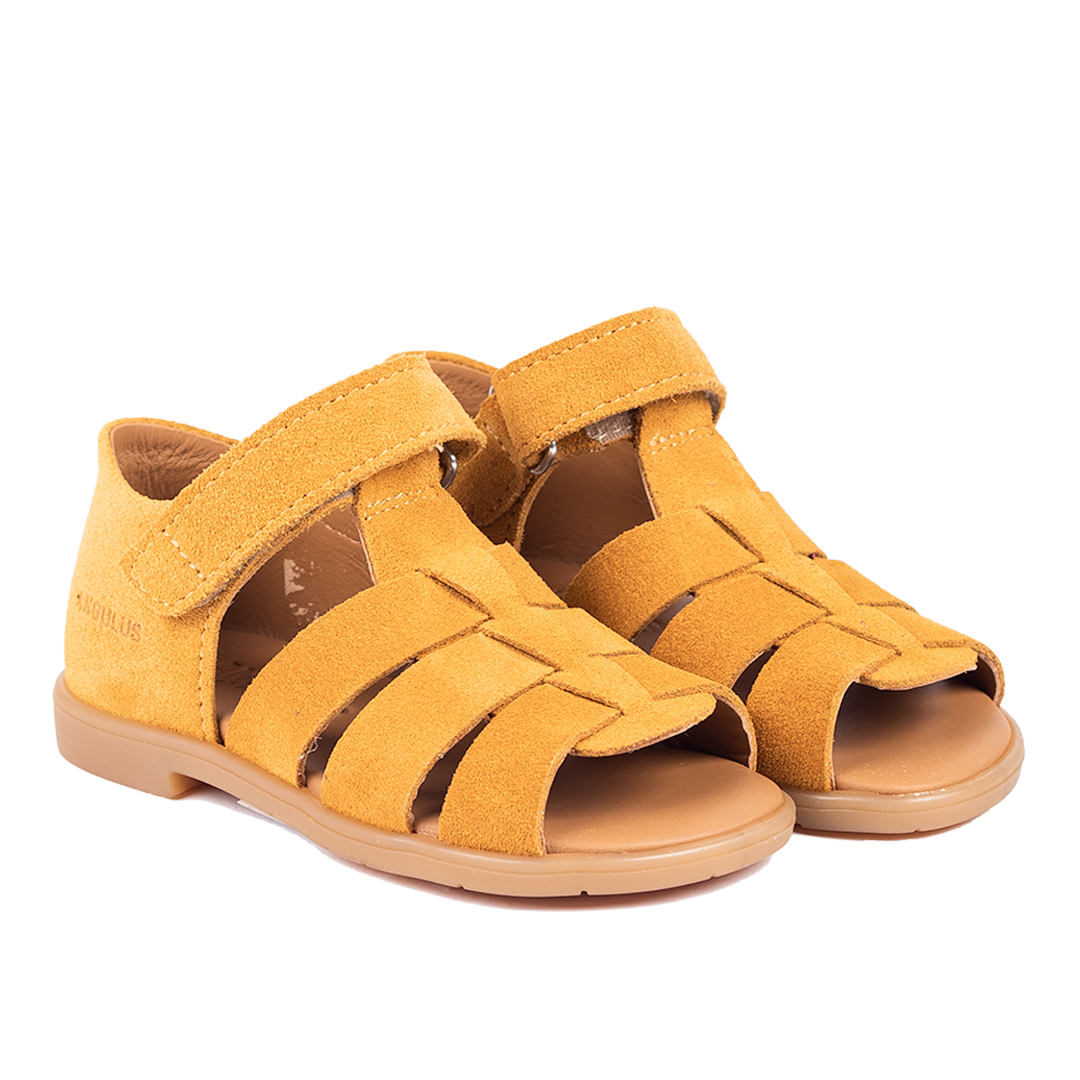 Begynder sandal med åben tå og velcrolukning