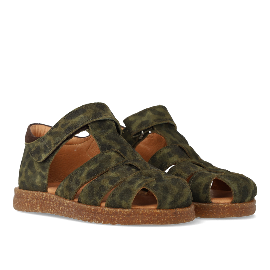 Sandal med justerbar velcrolukning