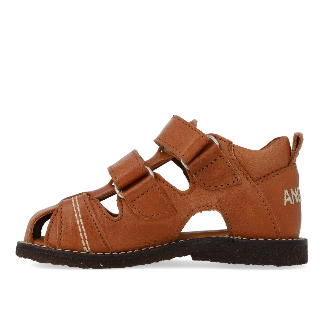 Sandal med stjernebroderi