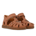 Begynder sandal med funklende glitterhjerte