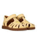 Begynder sandal med funklende glitterhjerte