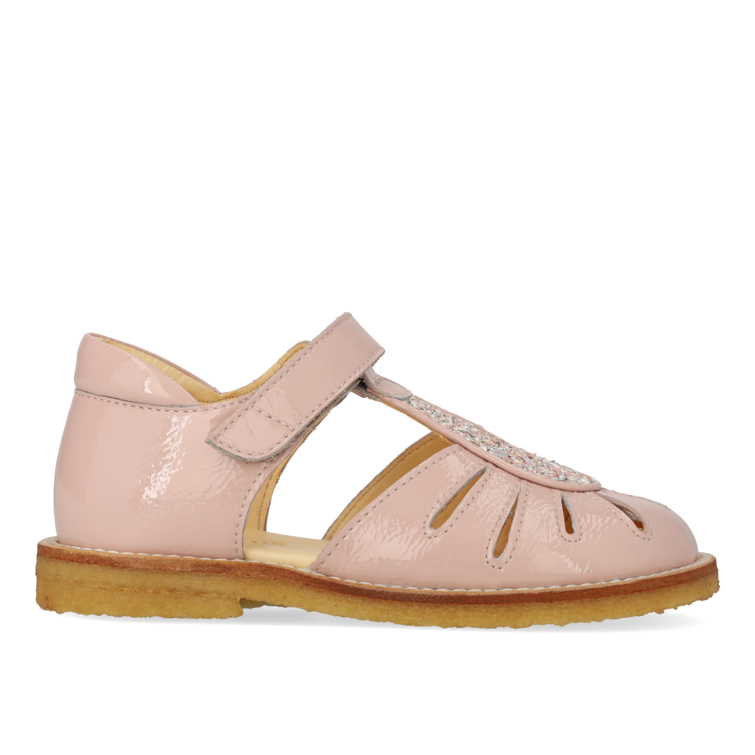 Sandal med dråbedetalje i funklende glitter