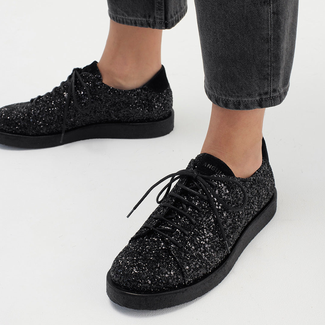 Sneaker i glitter på plateausål