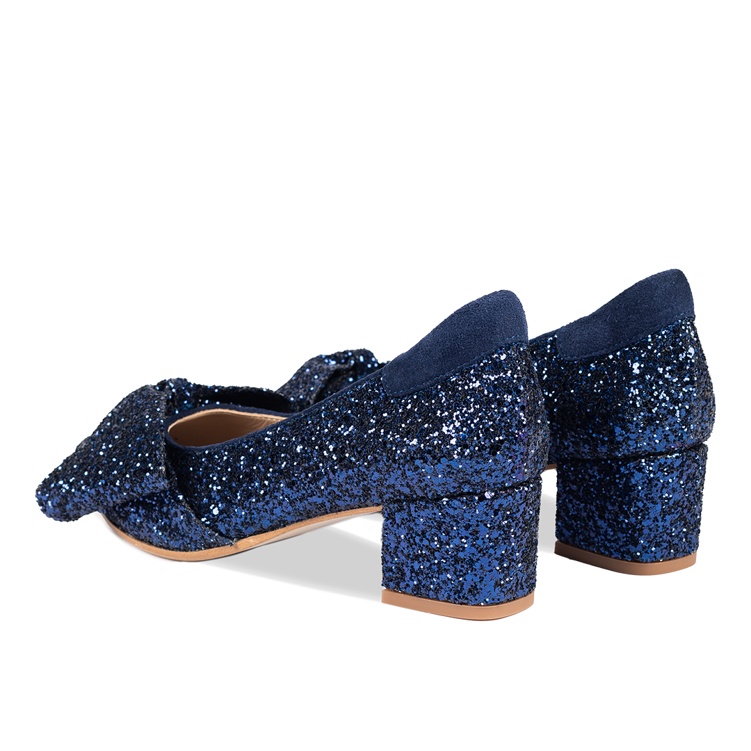 Sløjfe pump i funklende glitter