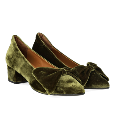 Sløjfe pump i blød velour