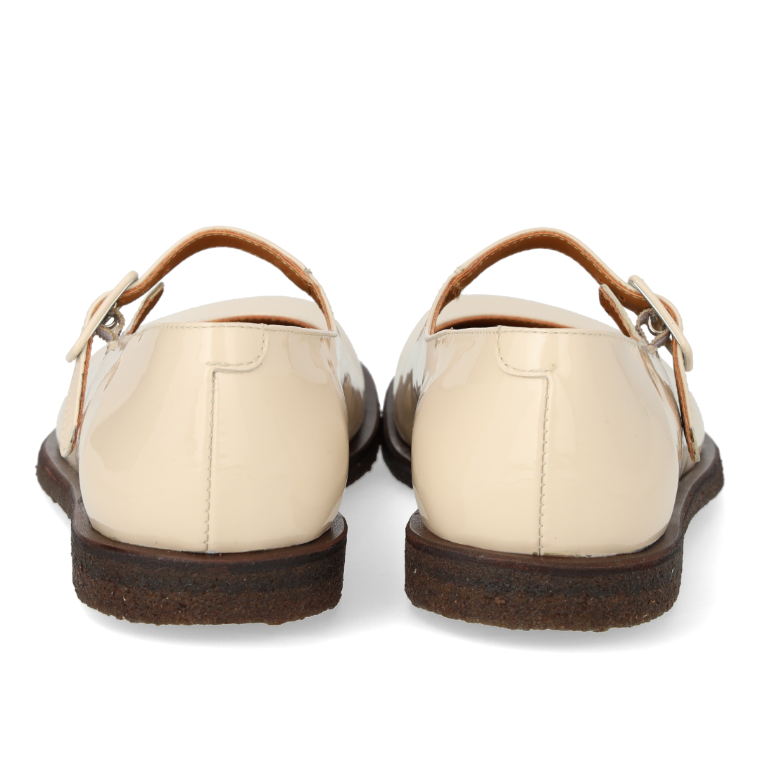 Ballerina med bred pasform