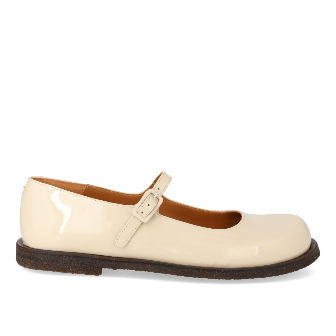 Ballerina med bred pasform