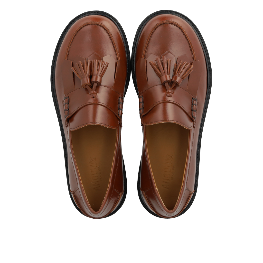 Bred loafer med frynser og kvastdetalje
