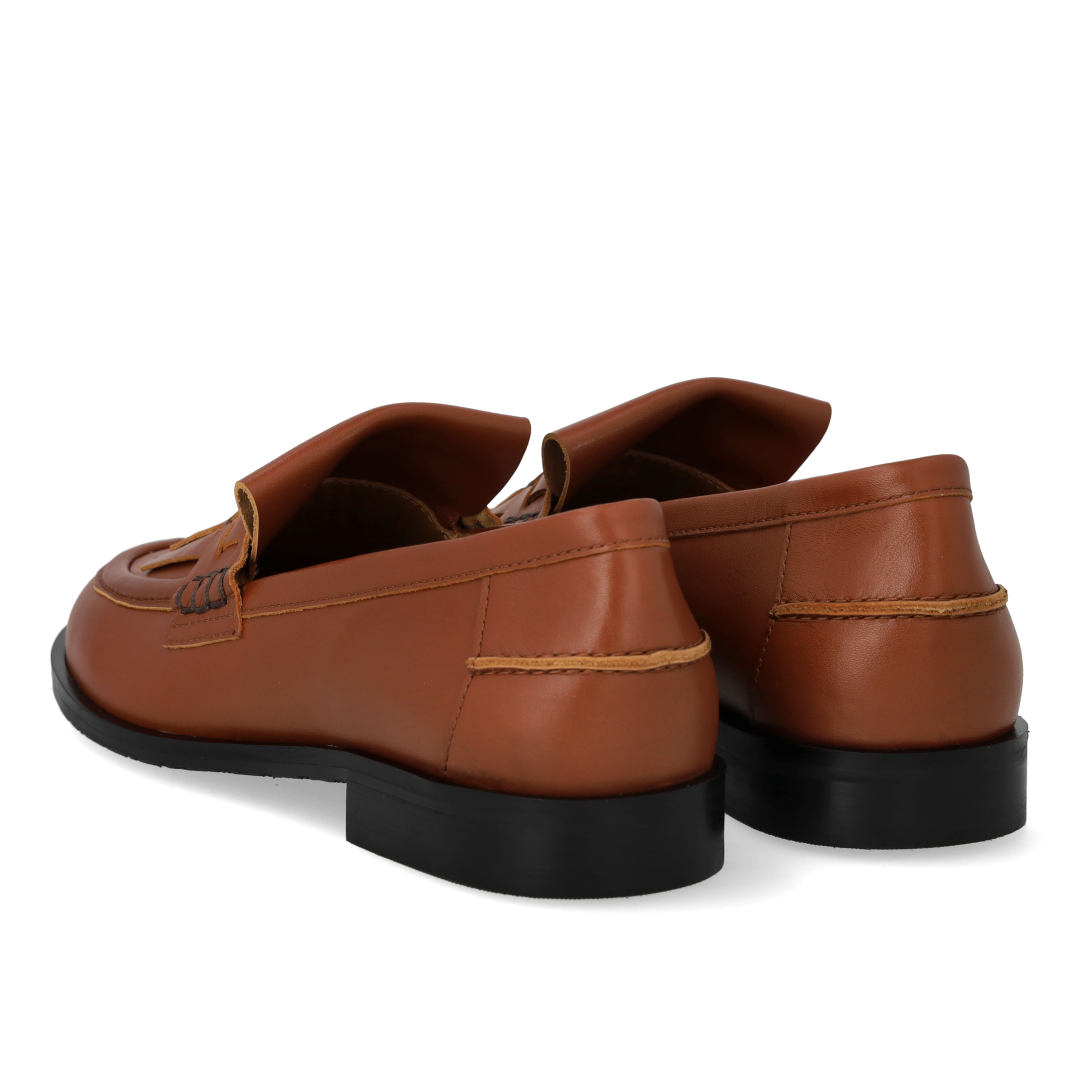 Loafer med fletdetalje