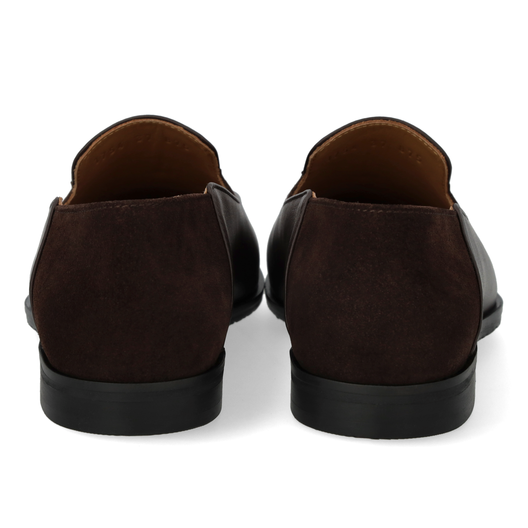 Loafer med ruskindsdetalje