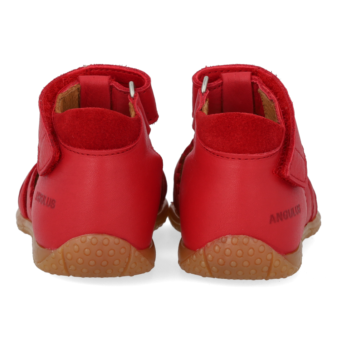 Sandal med broderi