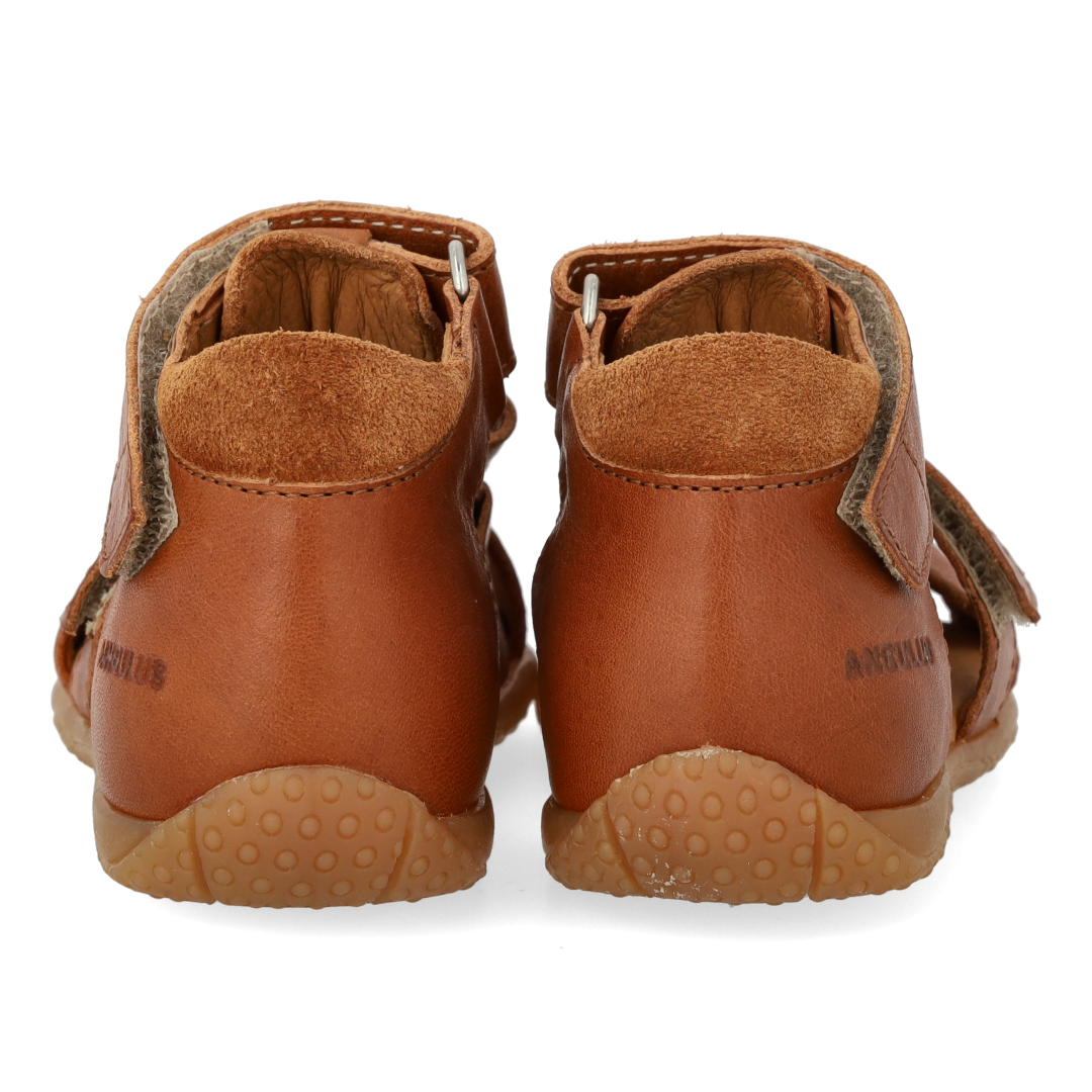 Sandal med dobbelt velcro