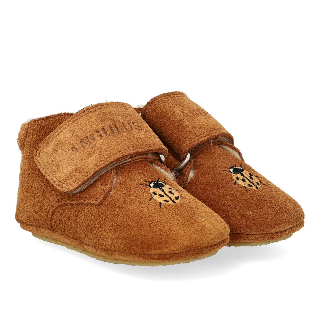 Prewalker med mariehøne-broderi