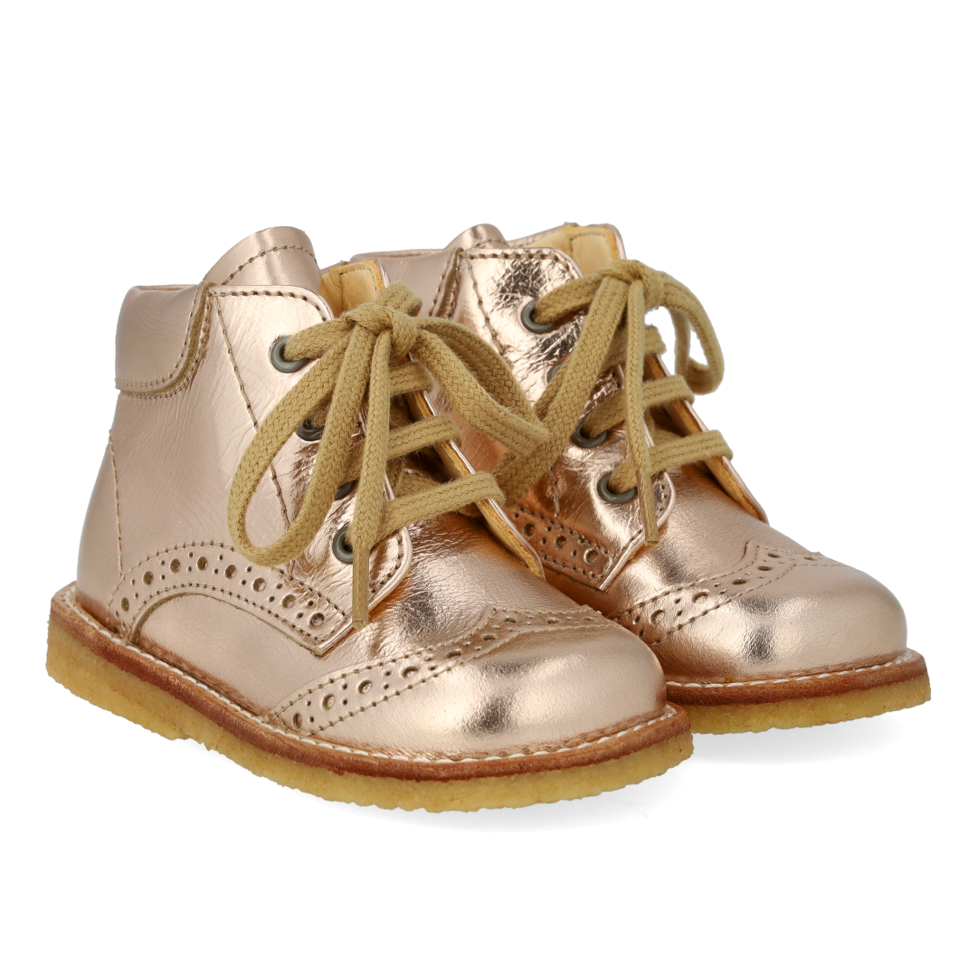 Klassisk snøresko med brogue detaljer
