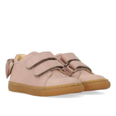 Begynder sneaker med funklende glittersløjfe