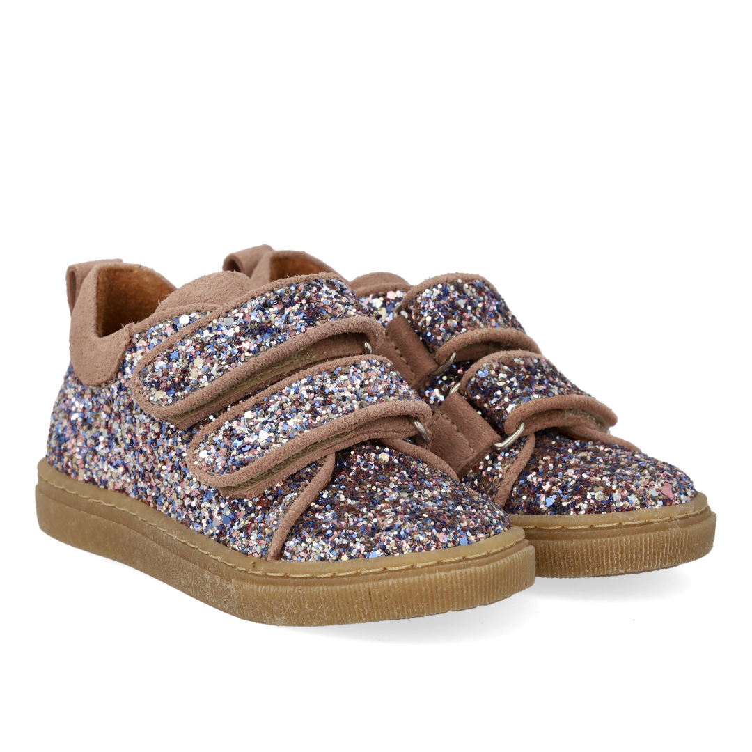 Funklende glitter-sneaker med ruskindskanter