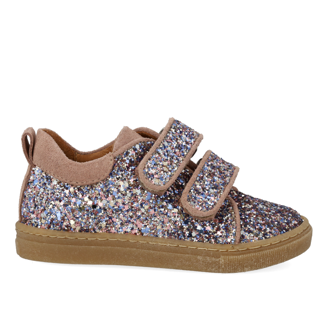Funklende glitter-sneaker med ruskindskanter