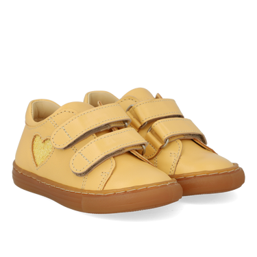 Begynder sneaker med funklende glitterhjerte