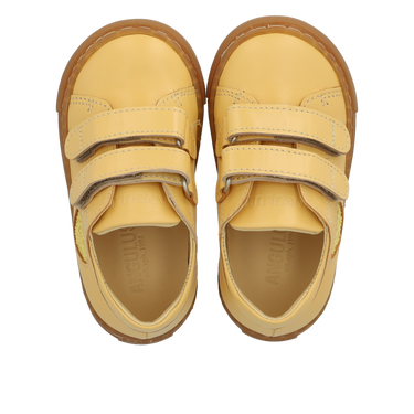 Begynder sneaker med funklende glitterhjerte