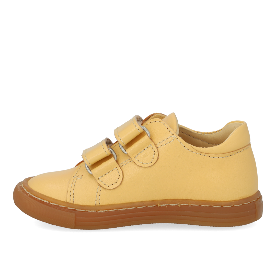Begynder sneaker med funklende glitterhjerte