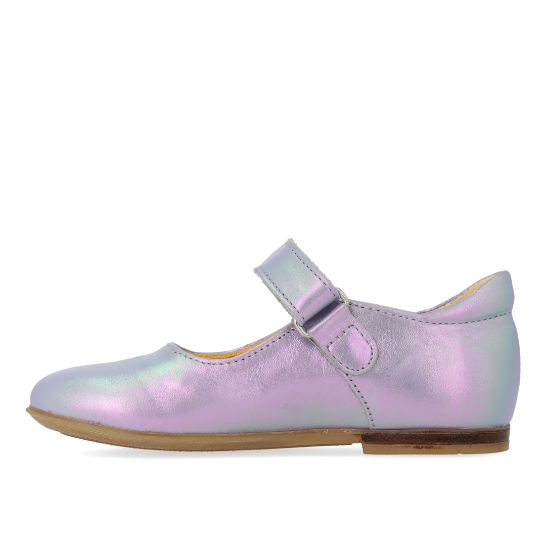 Ballerina med udstandset hjertemotiv