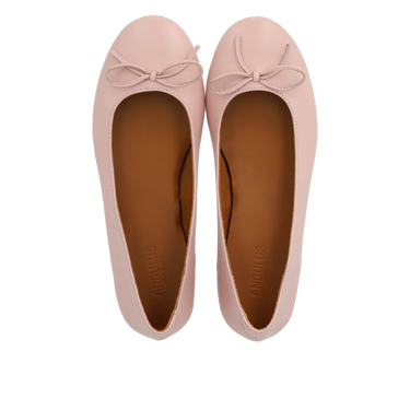 Ballerina i læder med sløjfedetalje