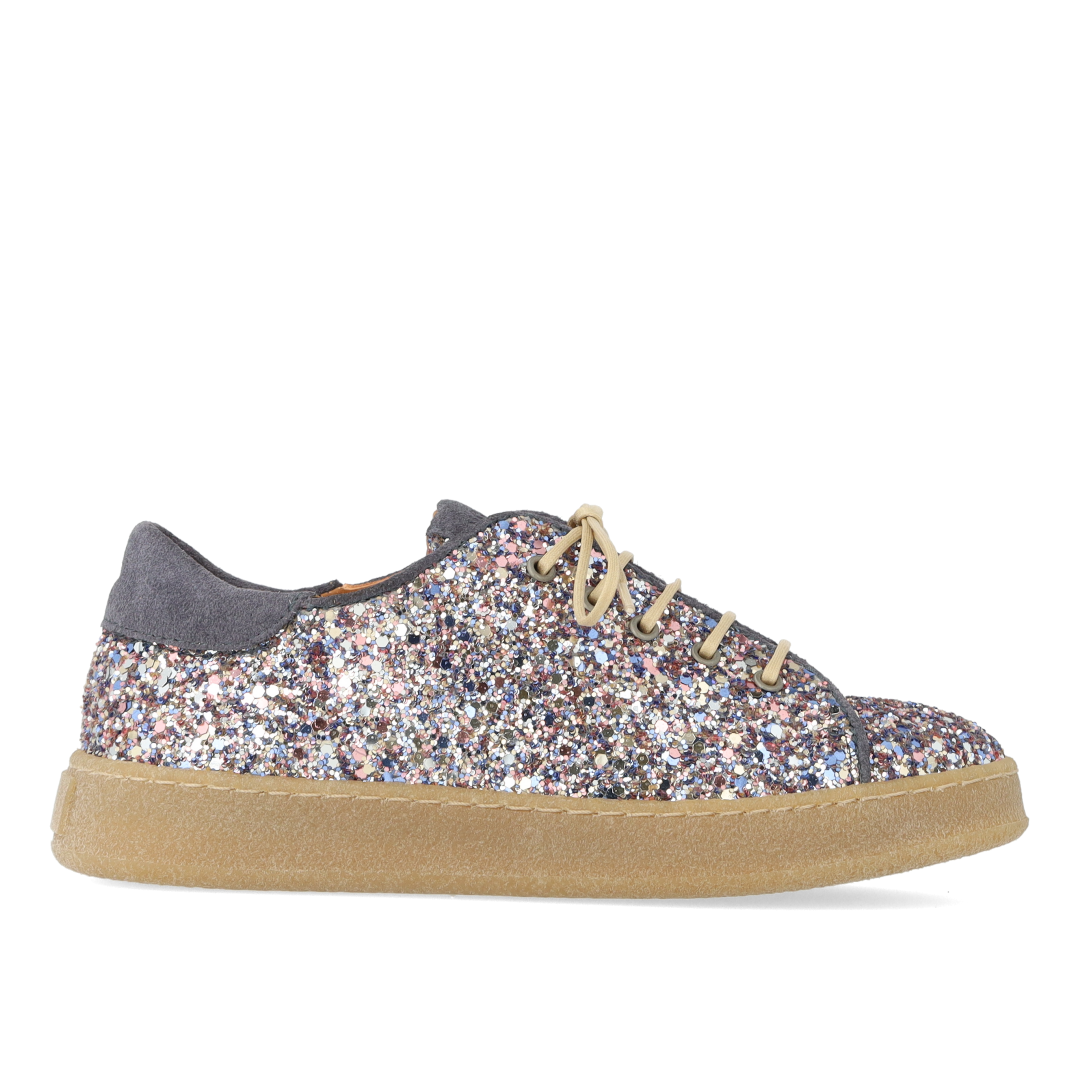 Sneaker i funklende glitter