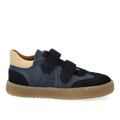 Sporty colour-block sneaker