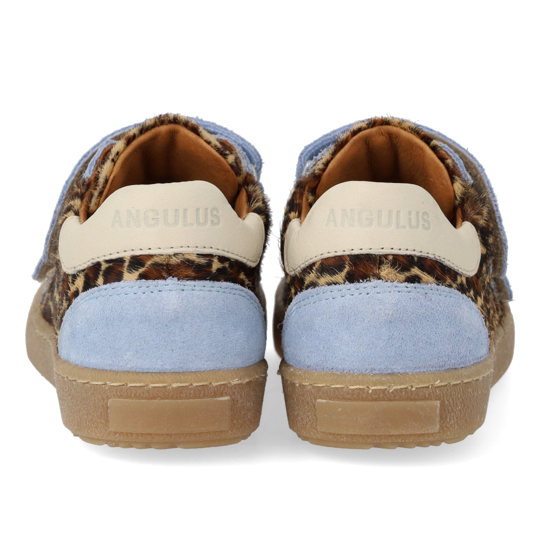 Court style sneaker med pony