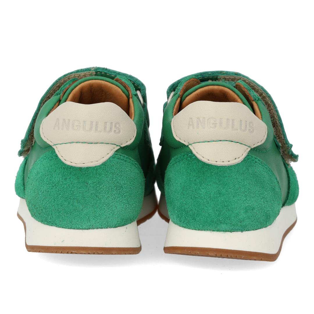 Sporty sneaker