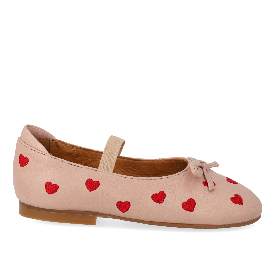 Ballerina med hjerter