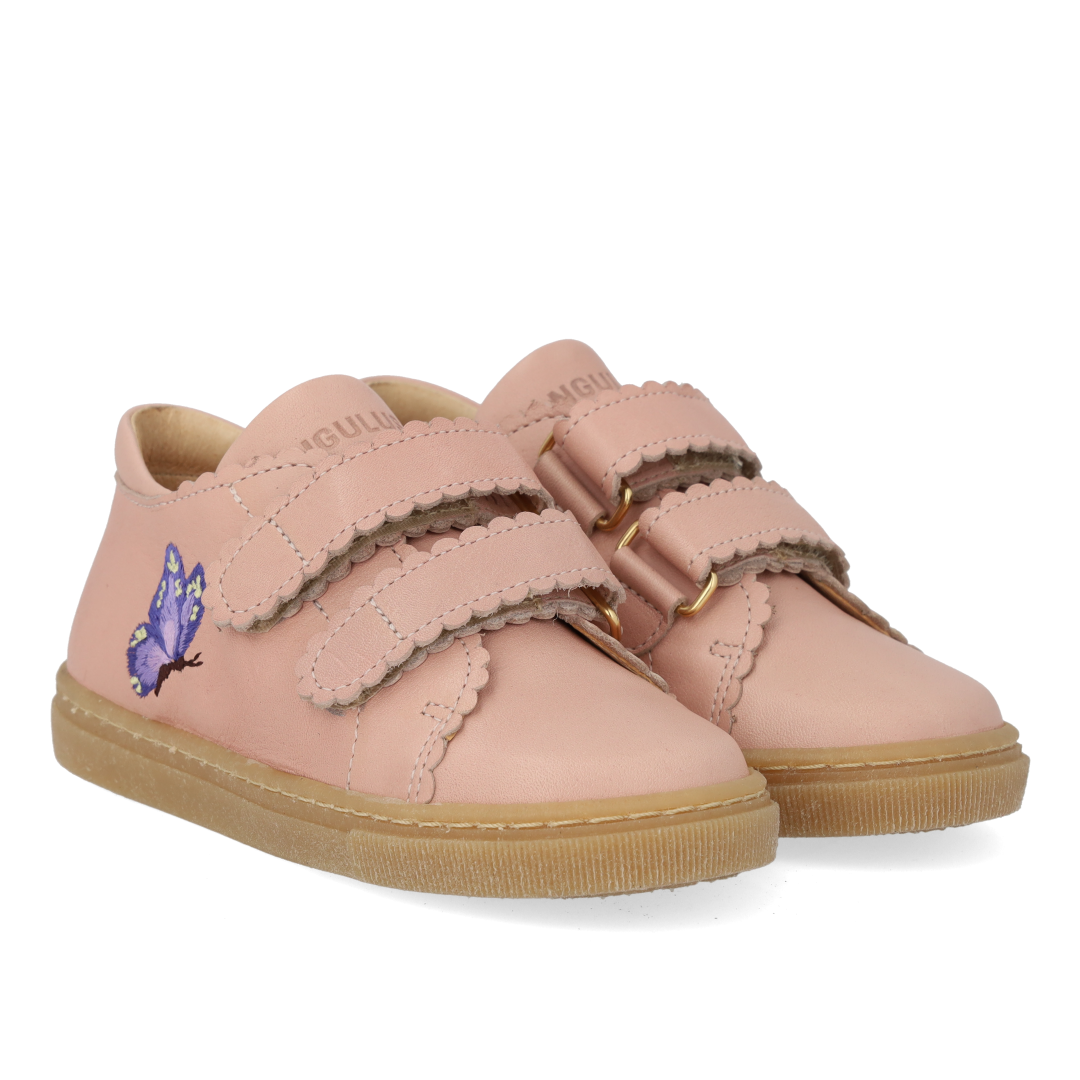 Sneaker med sommerfugl