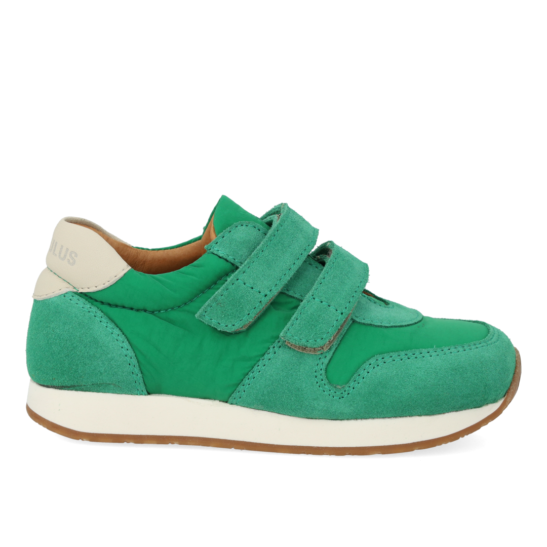 Running style sneaker