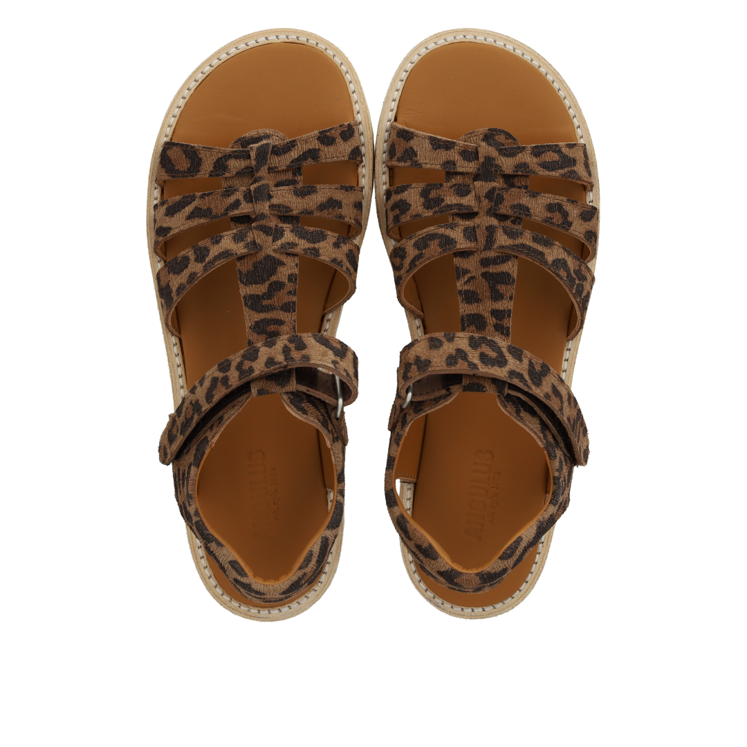 Sandal med T-rem og velcrolukning