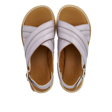 Vatteret krydsandal med spændelukning