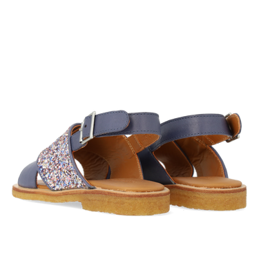 Krydssandal med funklende glitterdetalje