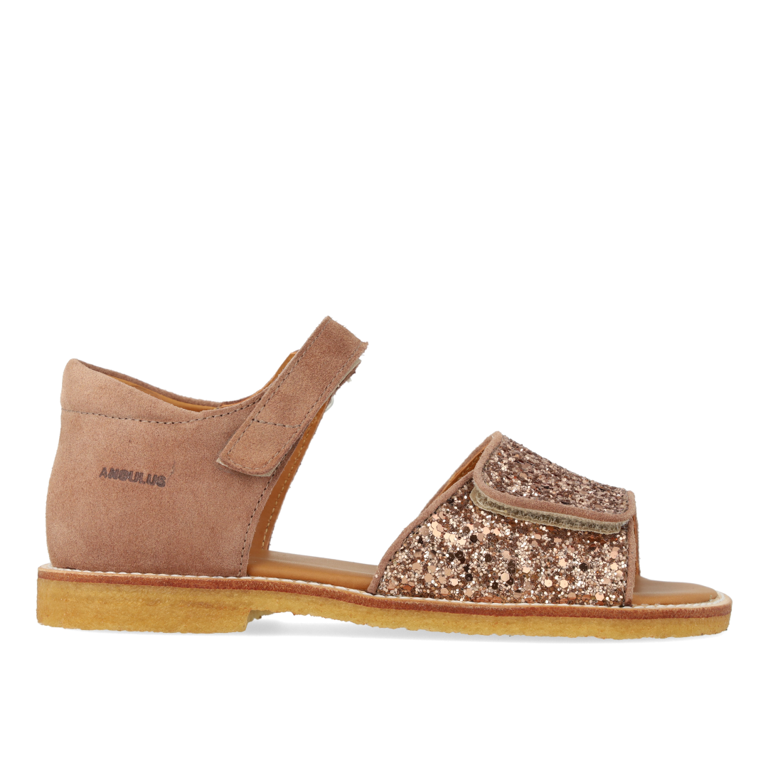 Justerbar sandal i læder med funklende glitter
