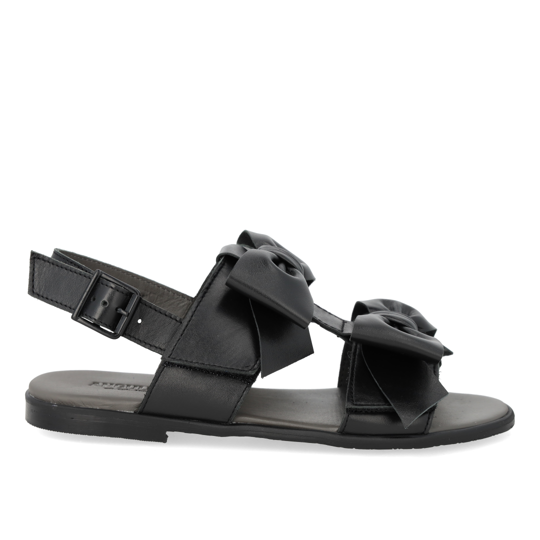 Sandal med sløjfe, velcro og spænde
