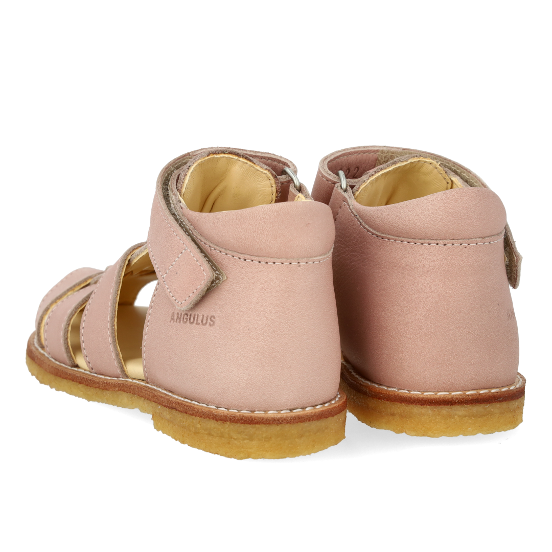 Begynder sandal med velcrolukning
