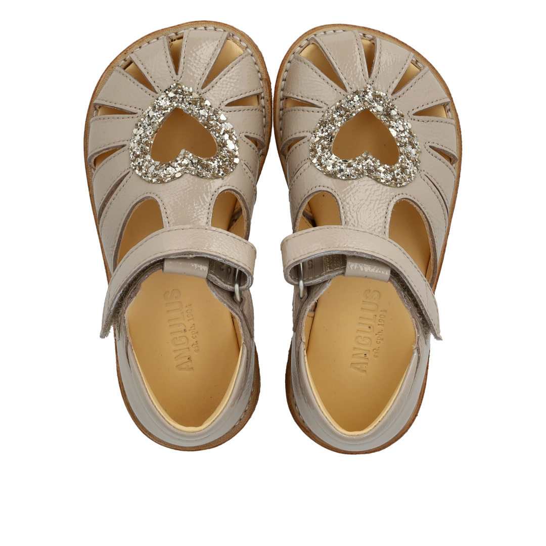 Hjertesandal med glitter hjerte