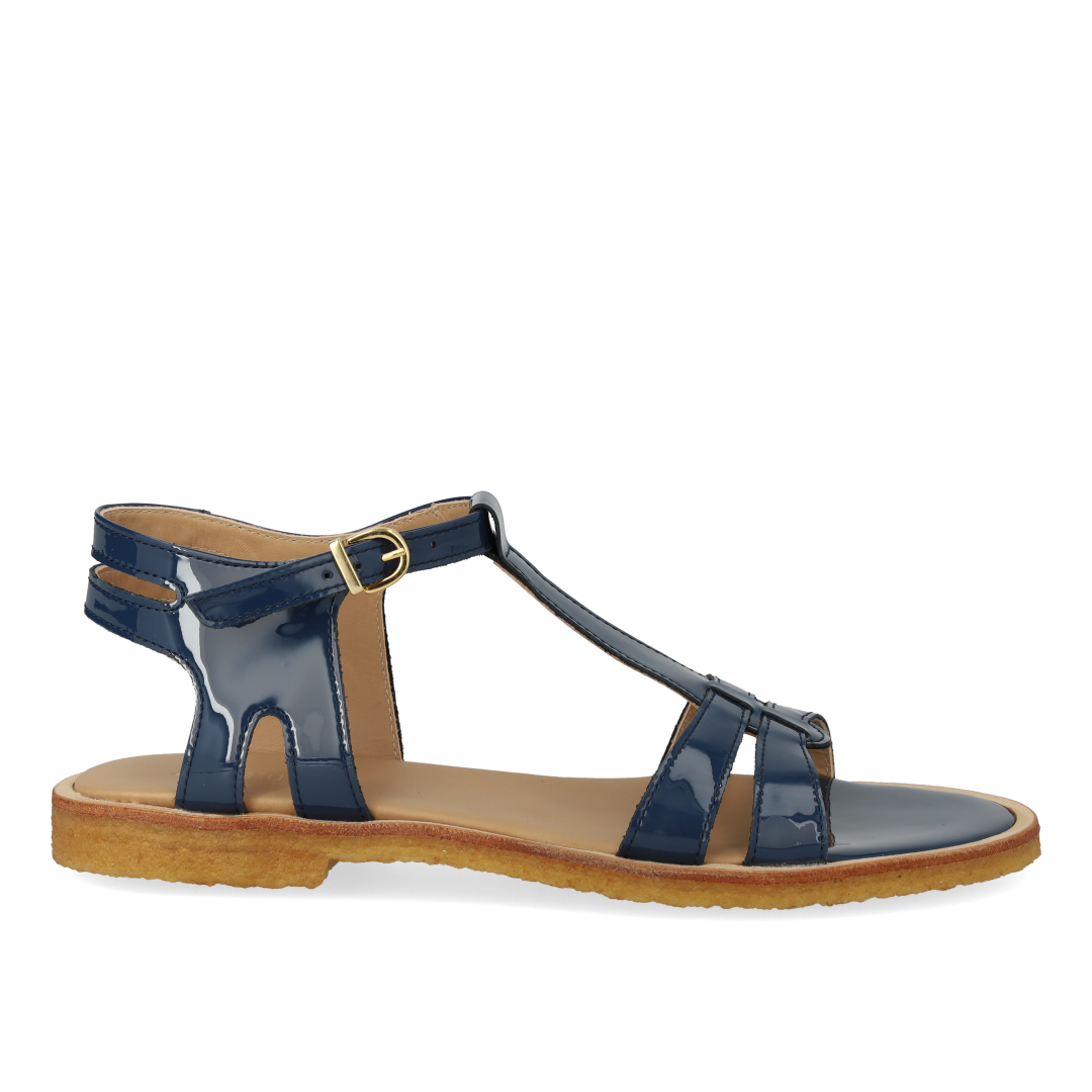 Klassisk remsandal