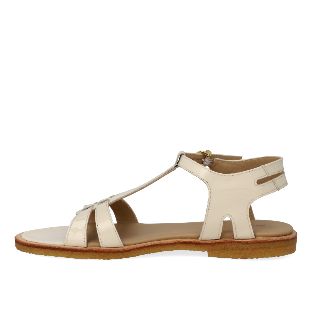 Klassisk remsandal