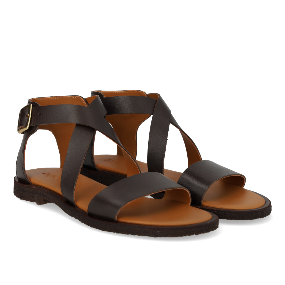 Sandal med spænde