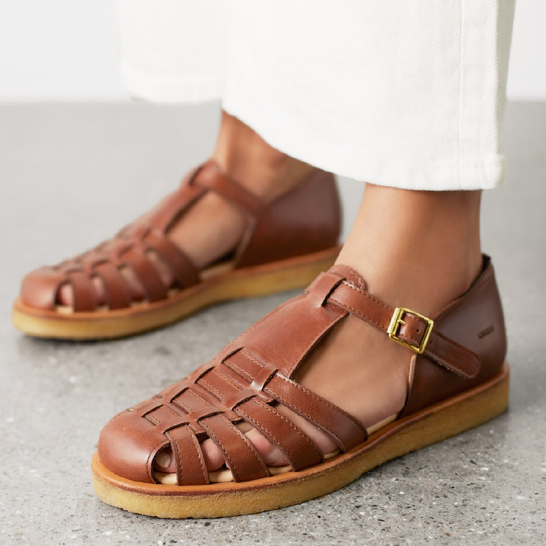 ANGULUS 5516-301 Klassisk Fisherman’s sandal - BROWN