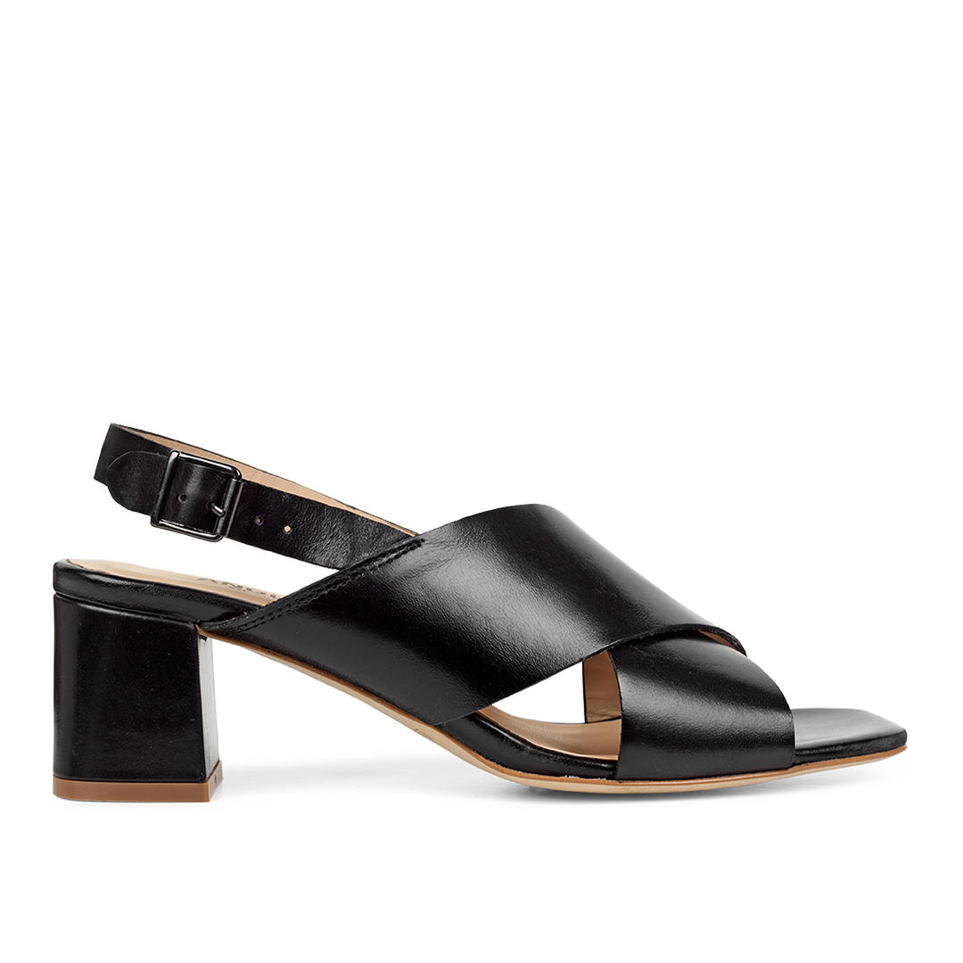 Sandal med blokhæl