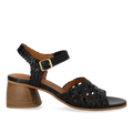 Håndflettet sandal med skulpturel hæl