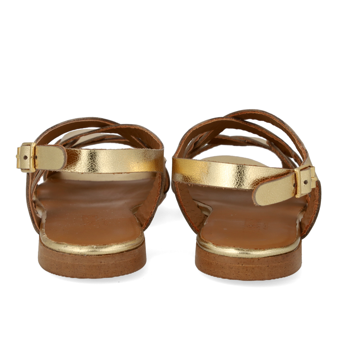 Sandal med remdetaljer