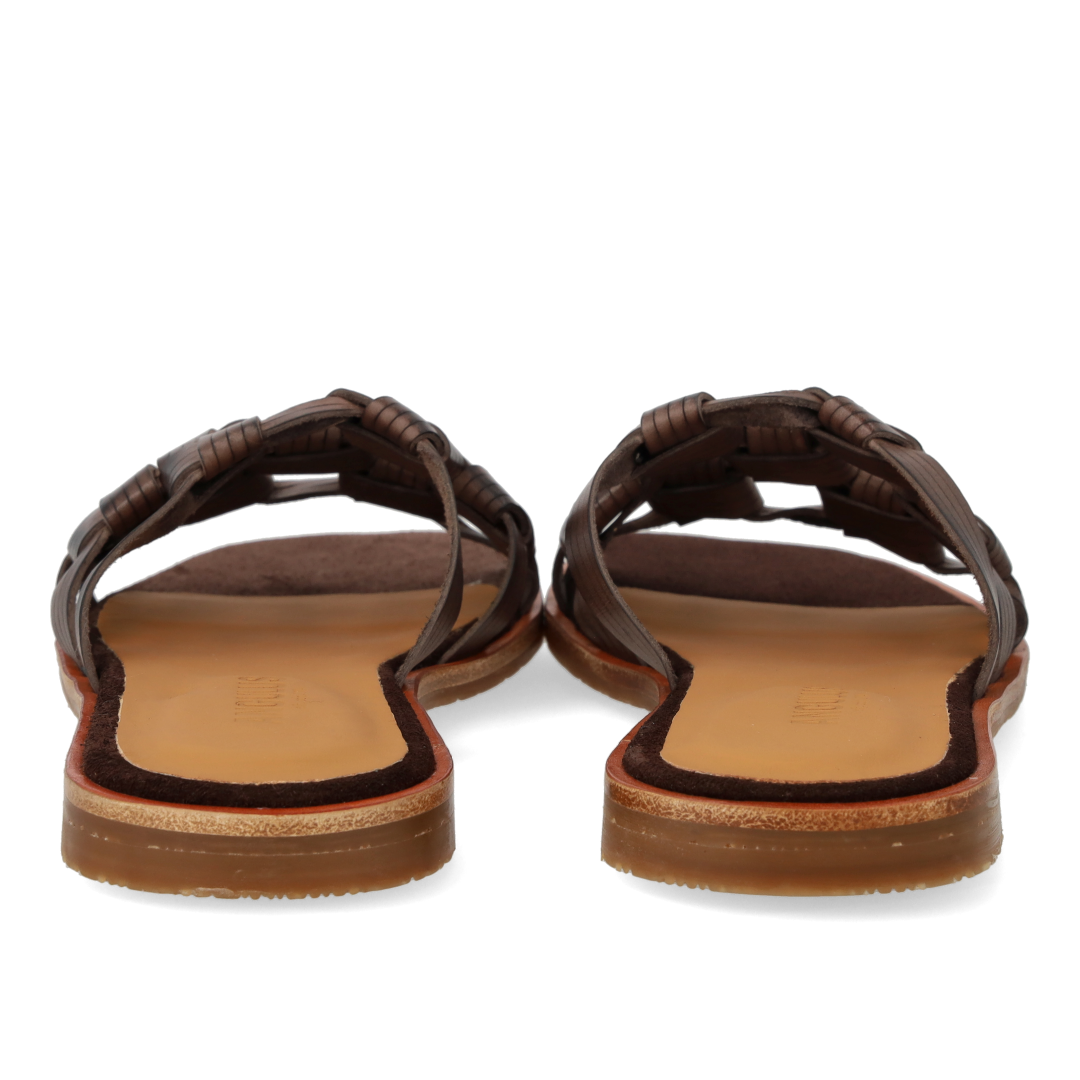 Slip-on sandal med fletdetalje