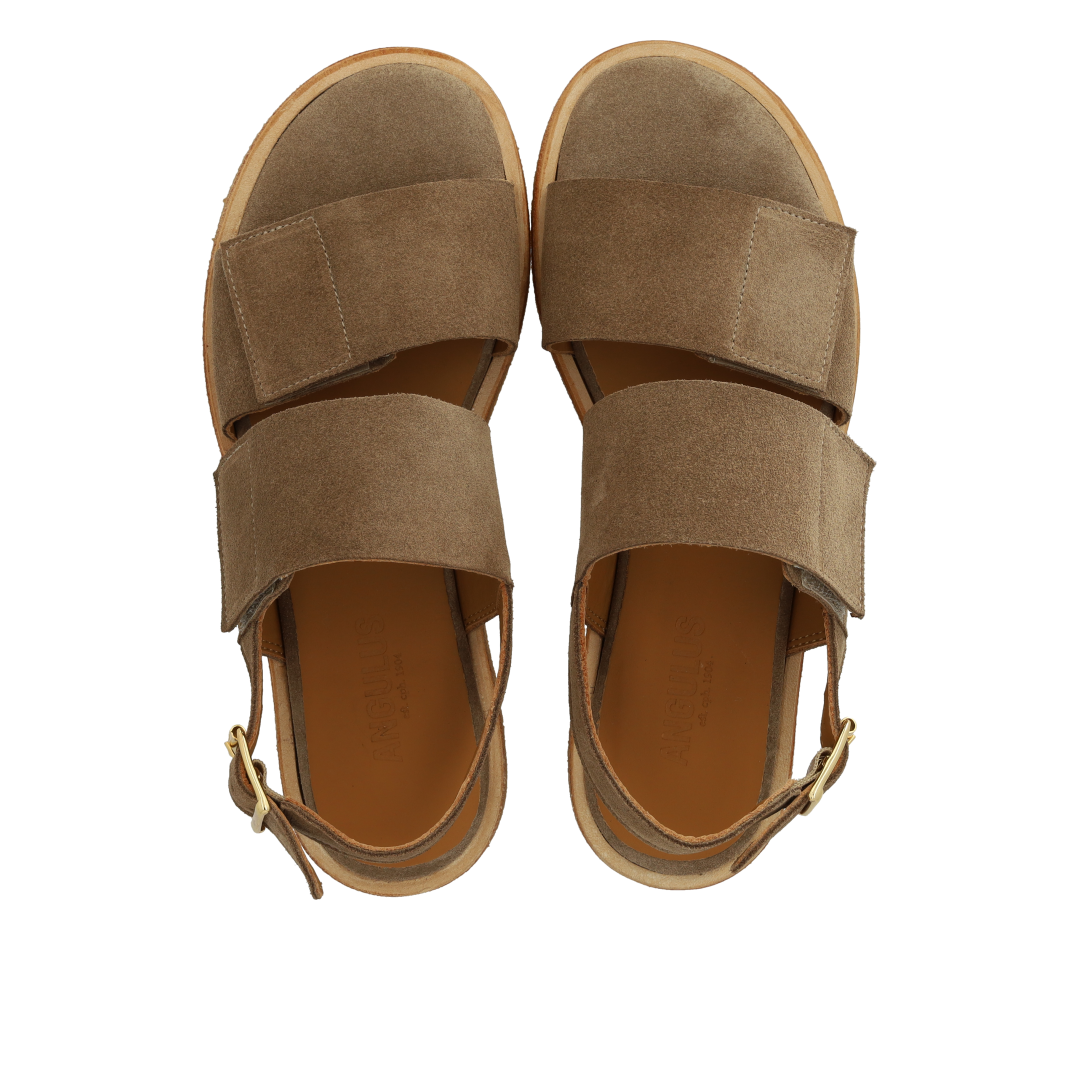 Sandal med justerbare velcroremme