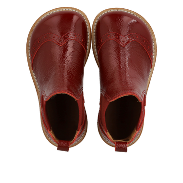 Chelsea støvle med dekorativt brogue hulmønster